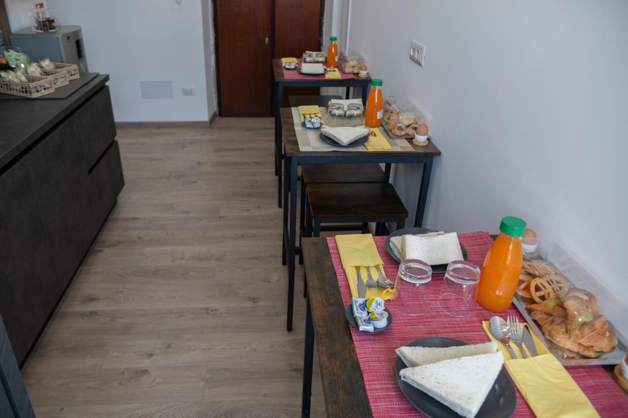 Trastevere New Luxury Rooms Roma Esterno foto